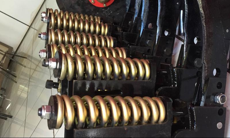 Facão de Rearme automático 